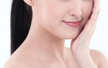 2023成都復合隆胸醫(yī)生評價前十位(黃曉光、魏東、于永梅個人簡介、口碑不容錯過！)