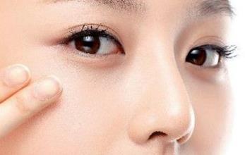2023全國(guó)雙眼皮修復(fù)醫(yī)生排行榜：附名醫(yī)協(xié)和孫家明、同濟(jì)黃立，更多精英醫(yī)生現(xiàn)身