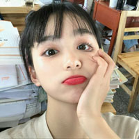 顧悅?cè)?/></div>
                            <div>顧悅?cè)?/div>
                            <div style=