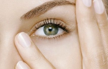 眼皮松垂，還是眼瞼下垂？別搞錯區(qū)別，打造完美眼神！