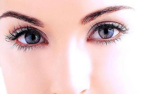 山西省眼科醫(yī)院整形科有哪些醫(yī)生？眼科醫(yī)院整形科的醫(yī)生有哪些成功案例？
