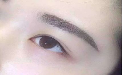 南寧哪家醫(yī)院隆鼻效果出眾？細數(shù)其出類拔萃的優(yōu)勢，備受同行贊譽！