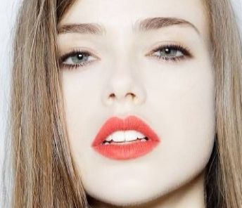看看這位醫(yī)生案例，幫你輕松擁有美麗雙眼皮！