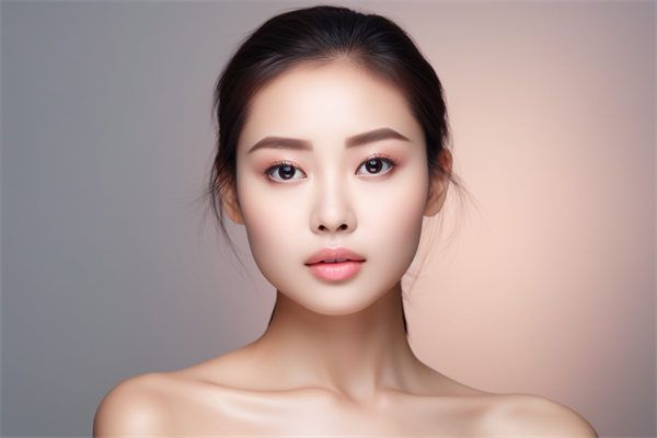 果酸煥膚全攻略：價(jià)格、適合人群、注意事項(xiàng)詳解
