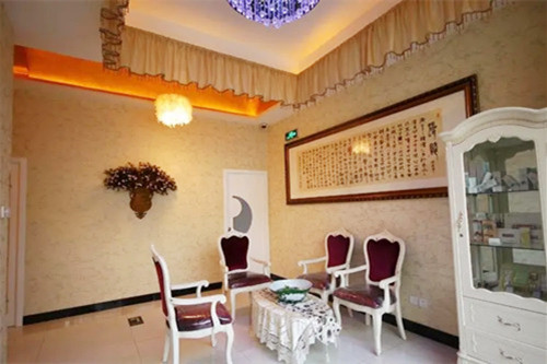 威海孫漫整形醫(yī)美專(zhuān)科門(mén)診部 威海孫漫整形醫(yī)美專(zhuān)科門(mén)診部