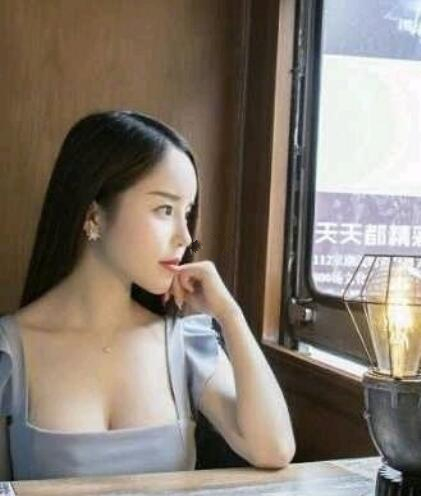 福州海峽假體隆胸案例分享，這個(gè)胸就很上頭