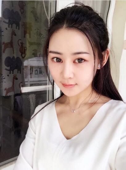 上海時(shí)光整形外科醫(yī)院醫(yī)生李靜林做假體隆鼻和反頜手術(shù)怎么樣？